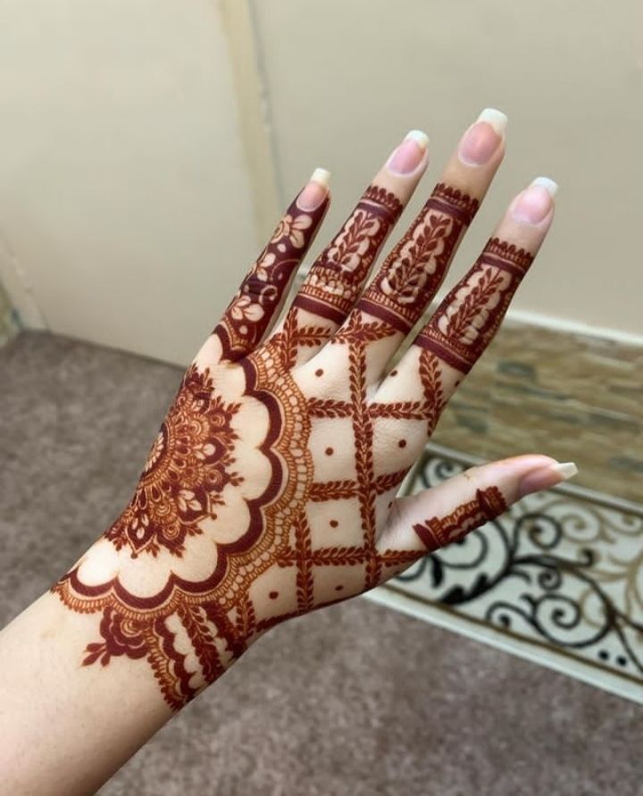 Top 10 Indian Mehndi Designs
