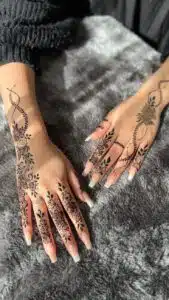Trendy Mehndi Designs For Engagement